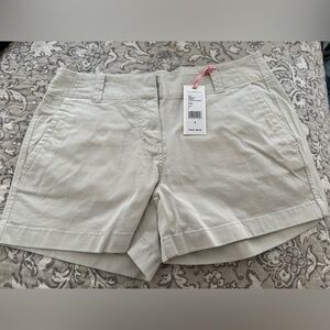 NWT Vineyard Vines 3.5 Everyday Shorts Size 4 Stone